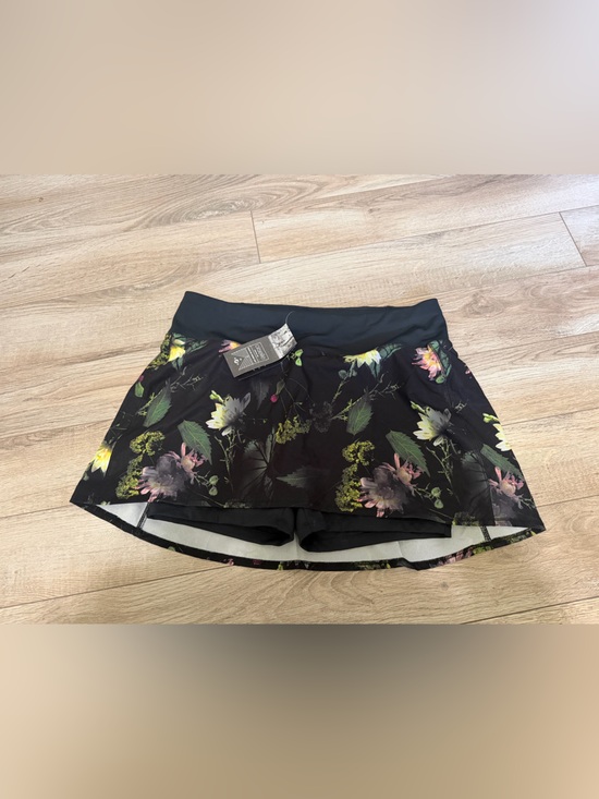 oiselle Pants - Oiselle Black Floral Running Skort